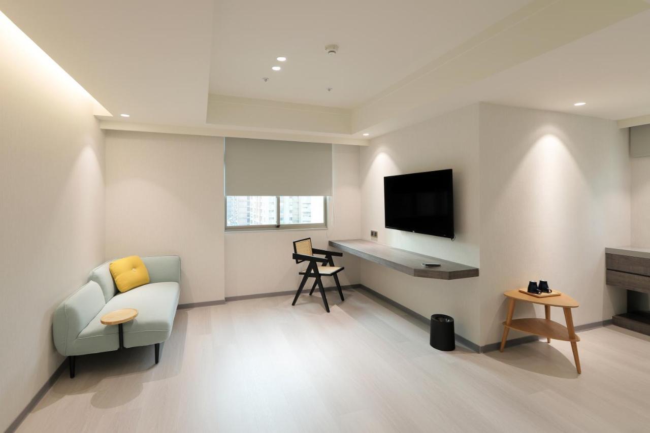 Dahu Park Hotel Taipei Bagian luar foto