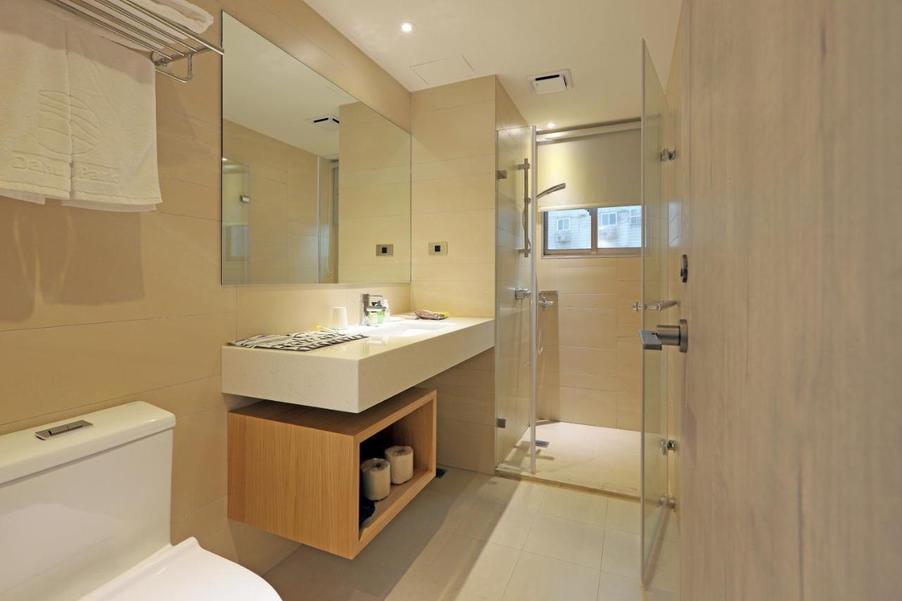 Dahu Park Hotel Taipei Bagian luar foto