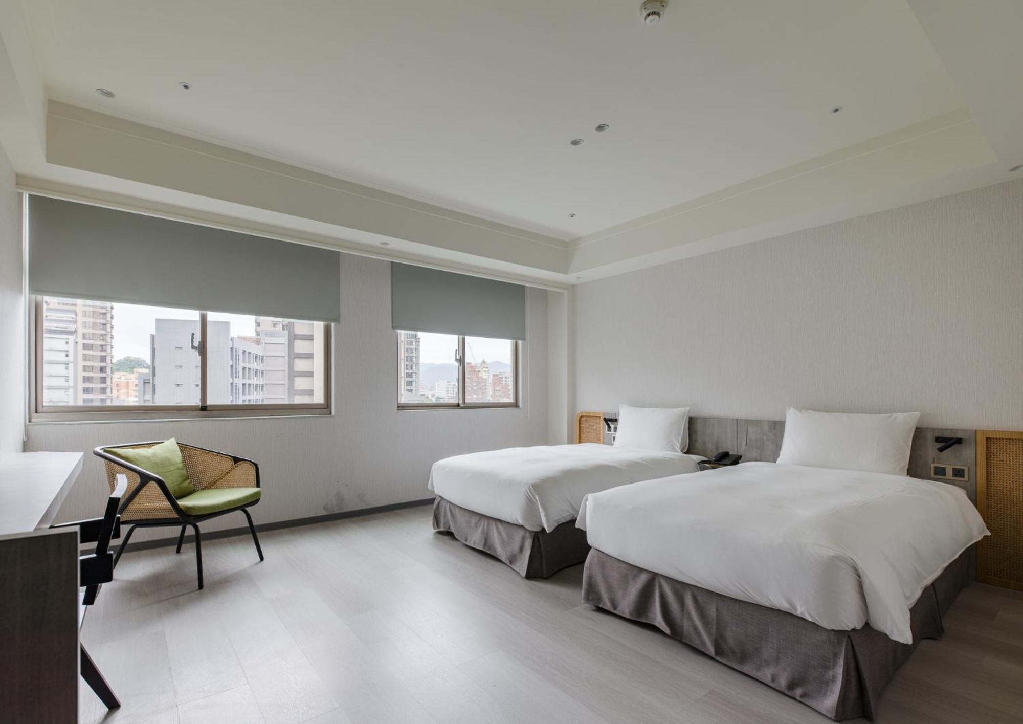 Dahu Park Hotel Taipei Bagian luar foto