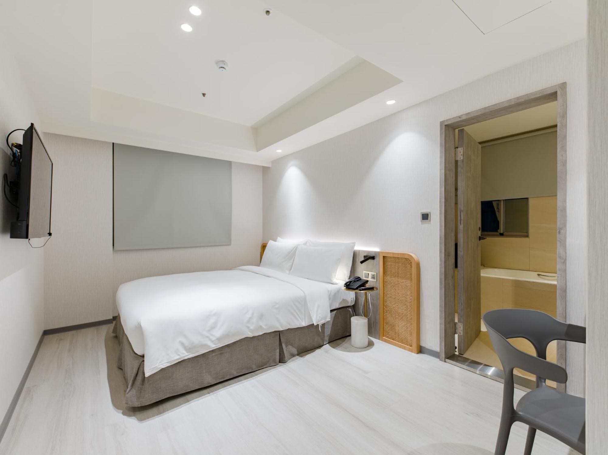 Dahu Park Hotel Taipei Bagian luar foto